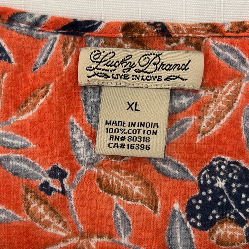 Lucky Brand / Boho Top / Host Pick - Picture 5 of 7